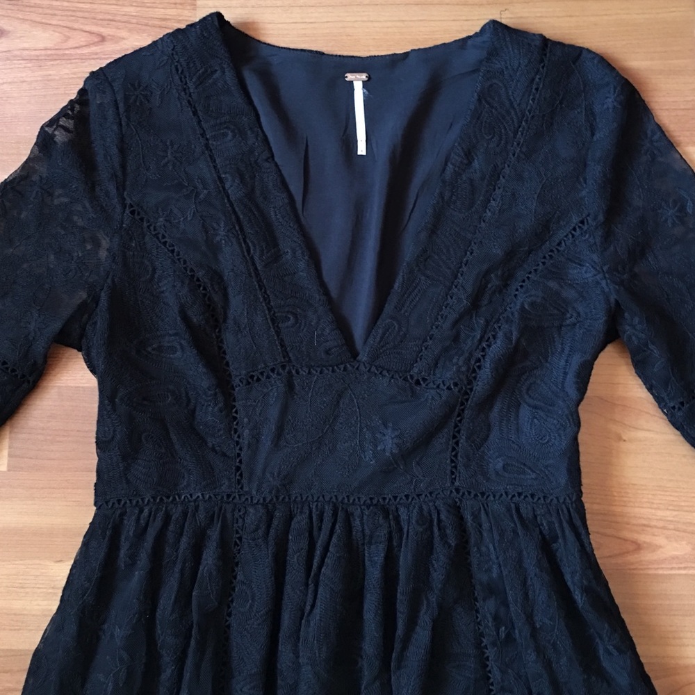FREE PEOPLE Black Lace Midi Dress